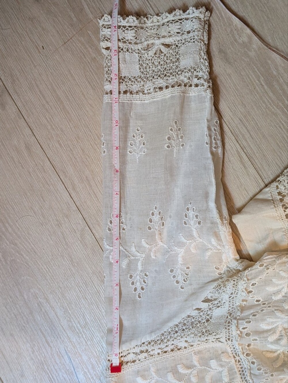 ANTIQUE Lawn Dress - Picture 15 of 16